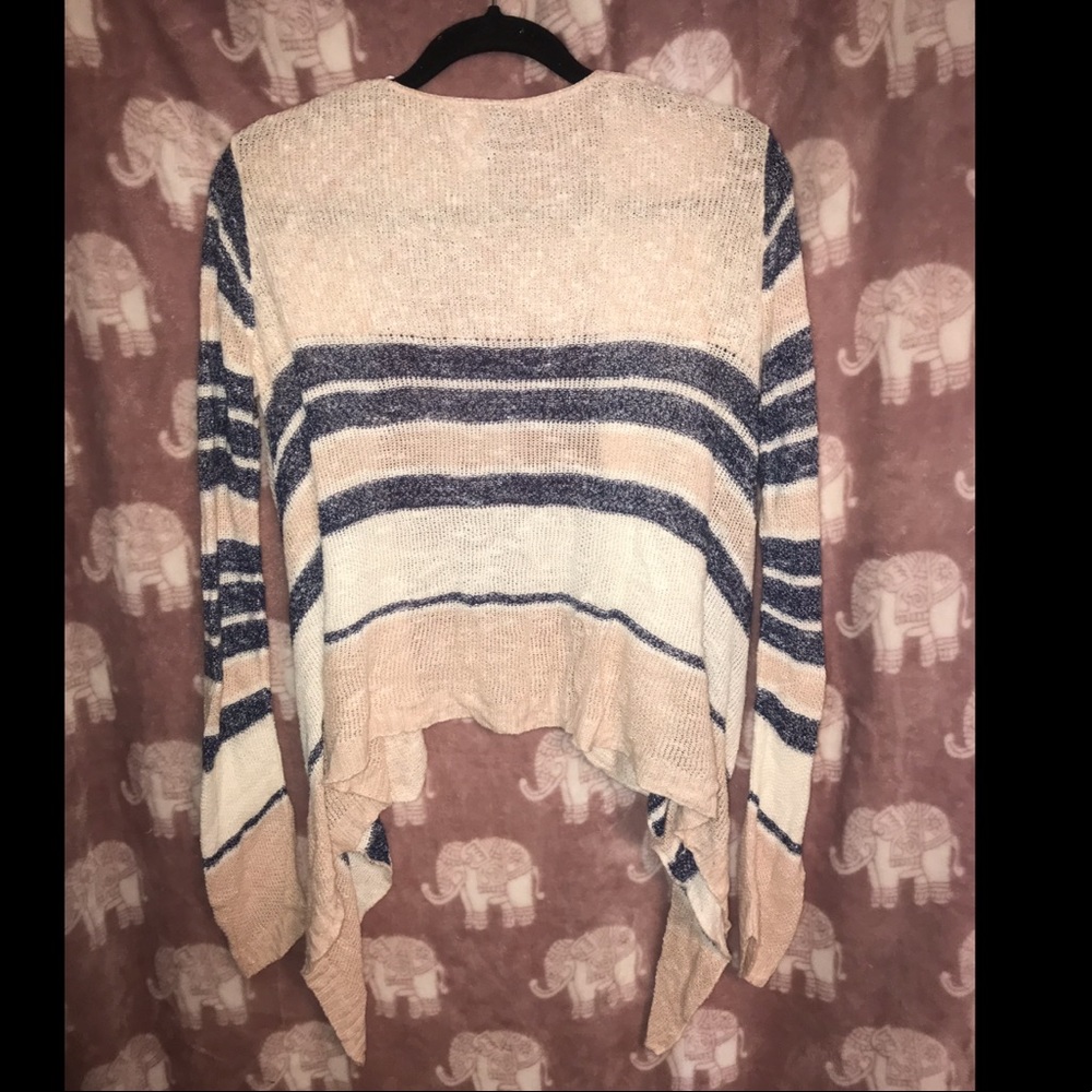 Cardigan/Sweater - Picture 2 of 3